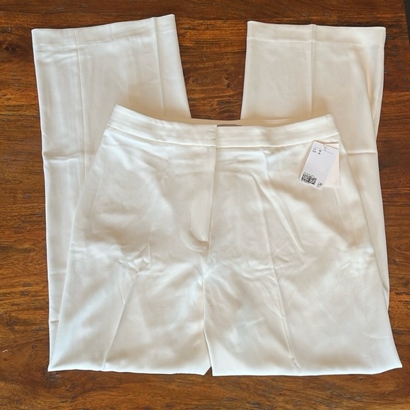 H&M off white flowy trousers - Picture 2 of 5